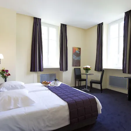 Savoy Hotel-3